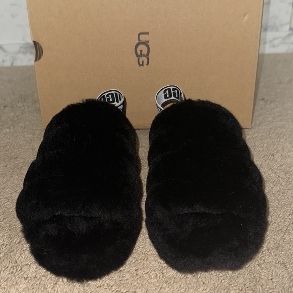 Nwot “UGG” Slippers